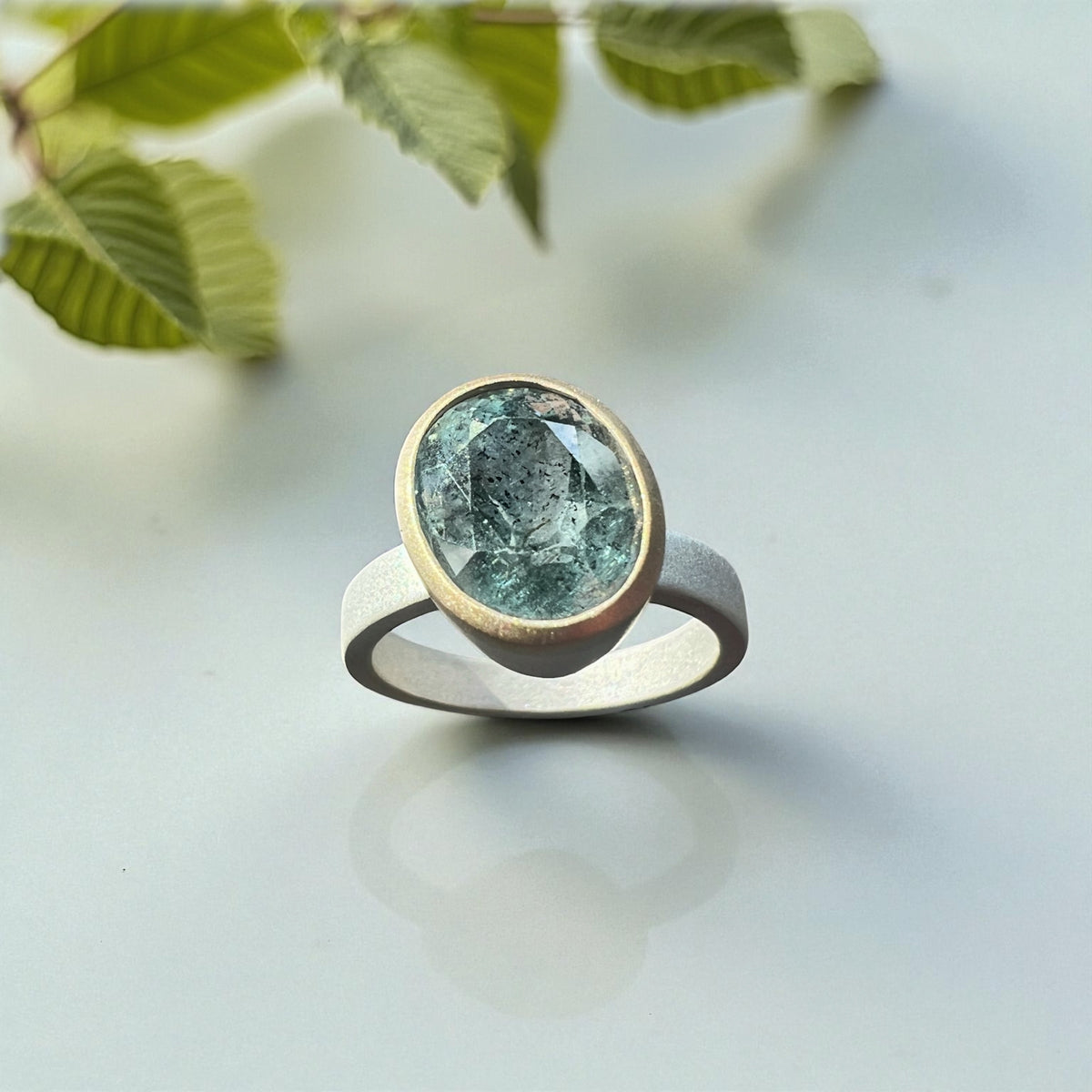 Anello REBEL con acquamarina
