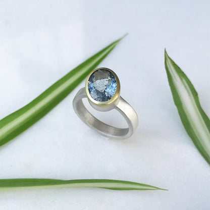 Anello REBEL con acquamarina