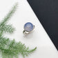 Anello in argento con calcedonio blu
