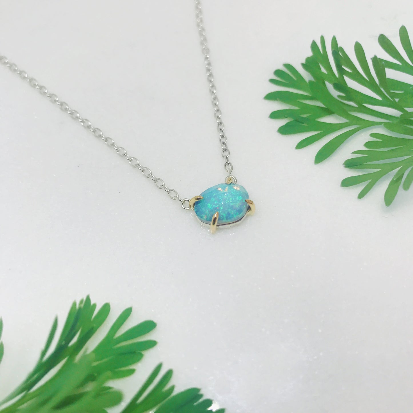 Collana con opale